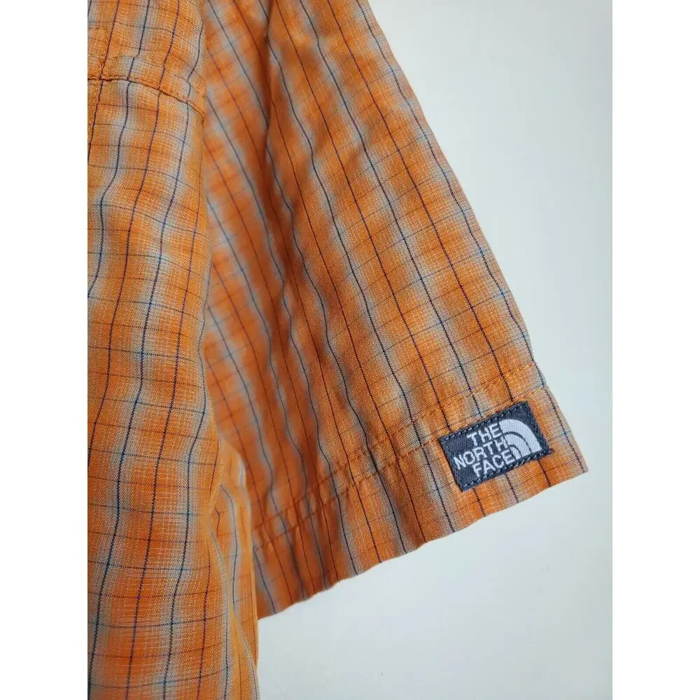 The North Face Shirt Mens XL Short Sleeve Hiking Button Down Nylon Outdoor‎